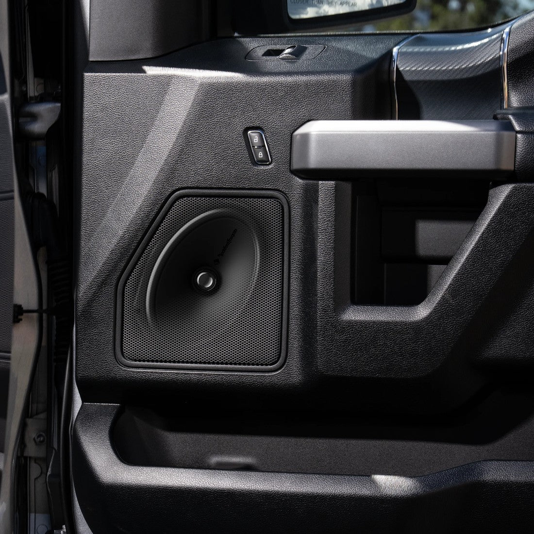 Rockford Fosgate P2V2-69HO Punch P2 6"x9" 2-Way High-Output Convertible Speakers - Pair (P2V269HO)