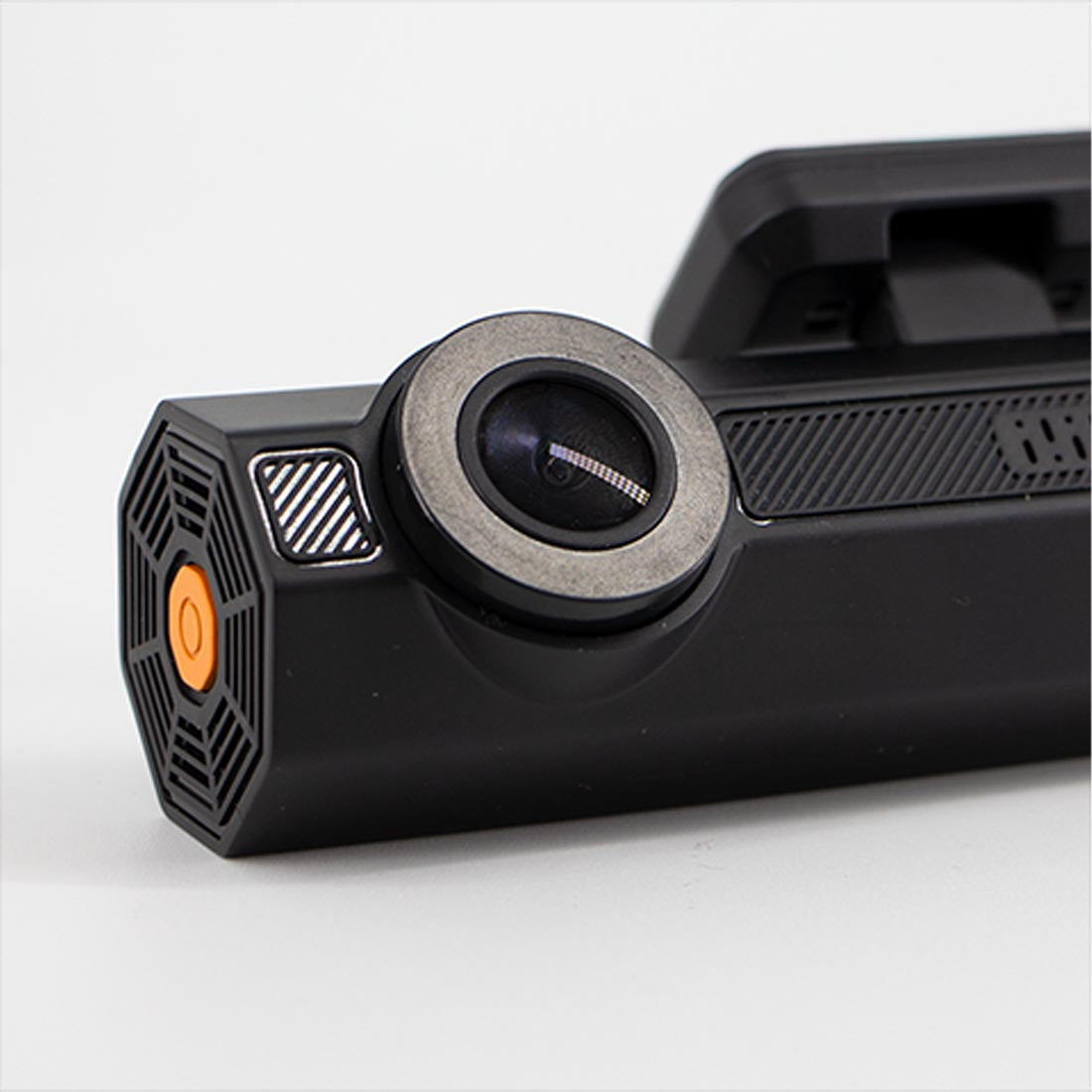 Amber Vision AVM900 Quad HD Dashcam with Wi-Fi - 128GB