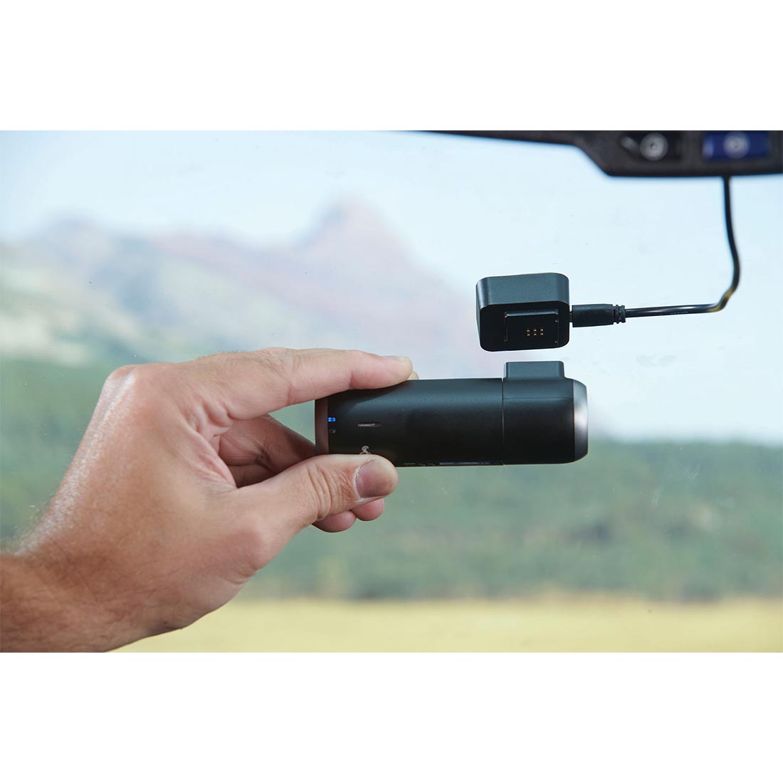 Cobra SC 100 Single-View Smart Dash Cam and Hardware (SC100-HW) - Black