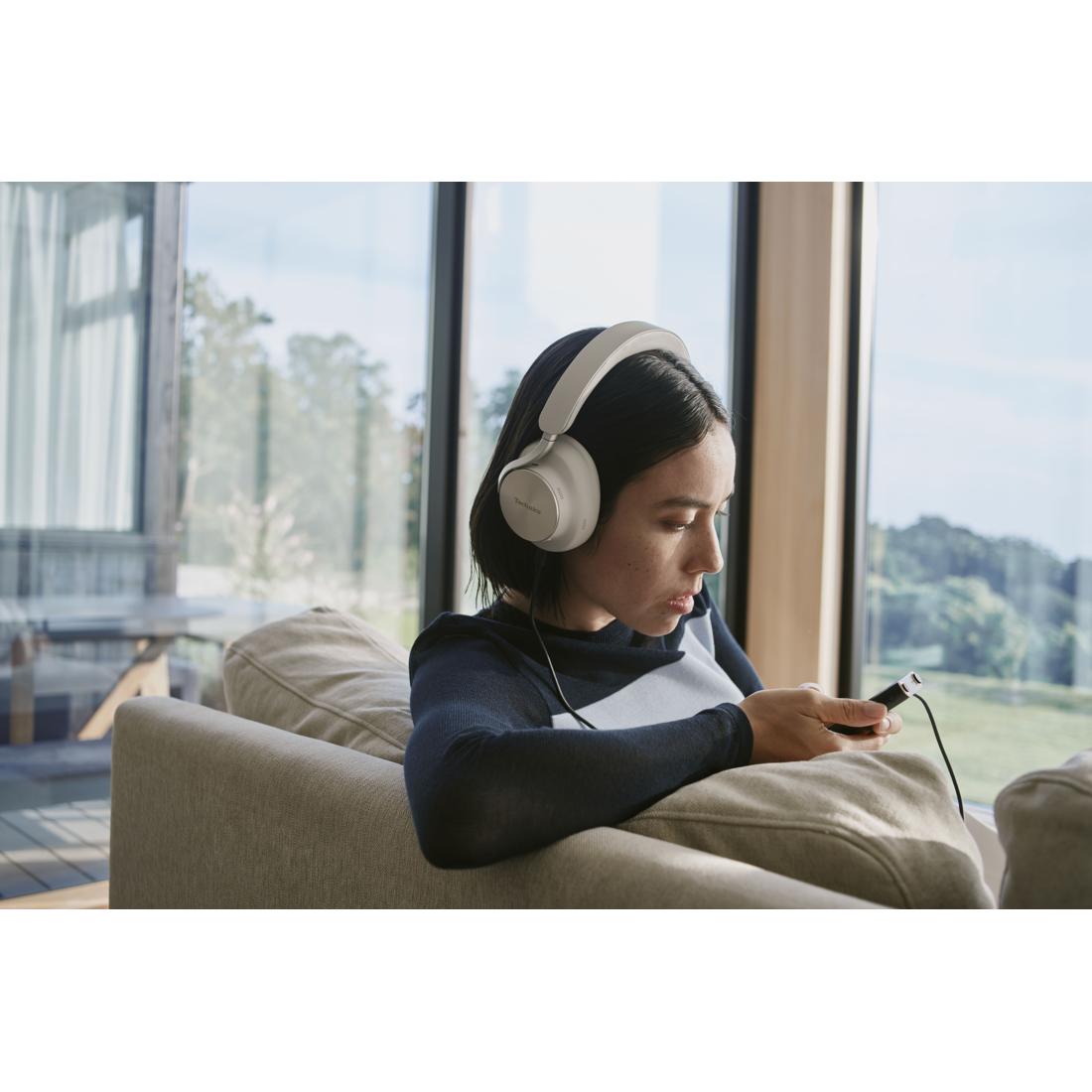 Technics EAH-A1000 over-ear headphones