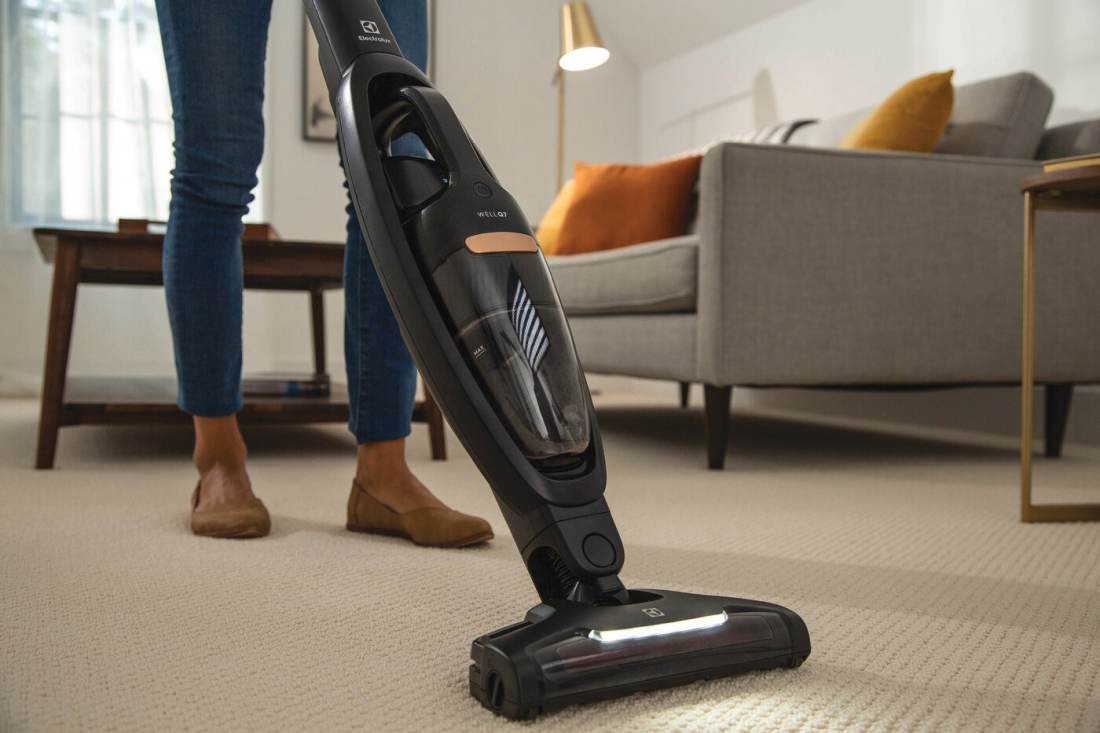 Electrolux EHVS35S2AU WellQ7 Standard Stick Vacuum - Granite Grey