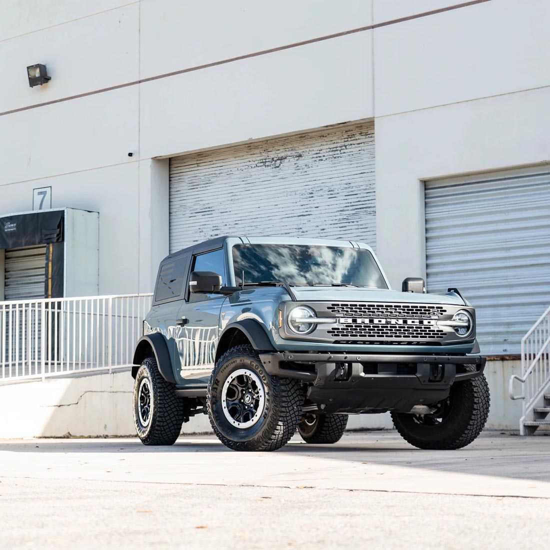 JL Audio SBX-F-BRONCG6/10TW1 Stealthbox for 2021-Up Ford Bronco - #94747