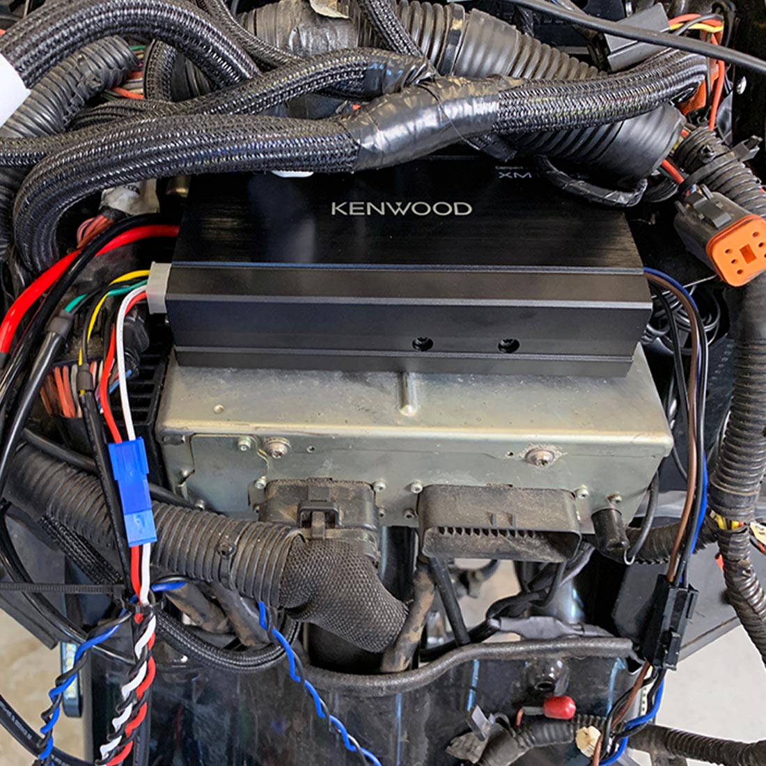 Kenwood eXcelon XM160-2-98 Compact 2-Channel Power Amplifier for Select 1998-2013 Harley-Davidson Motorcycles (XM160298)