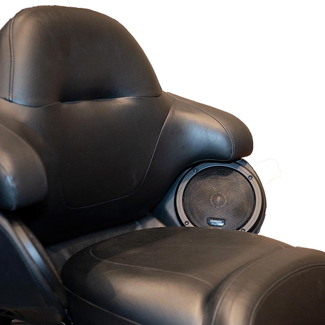 Kenwood eXcelon XM65R Installed