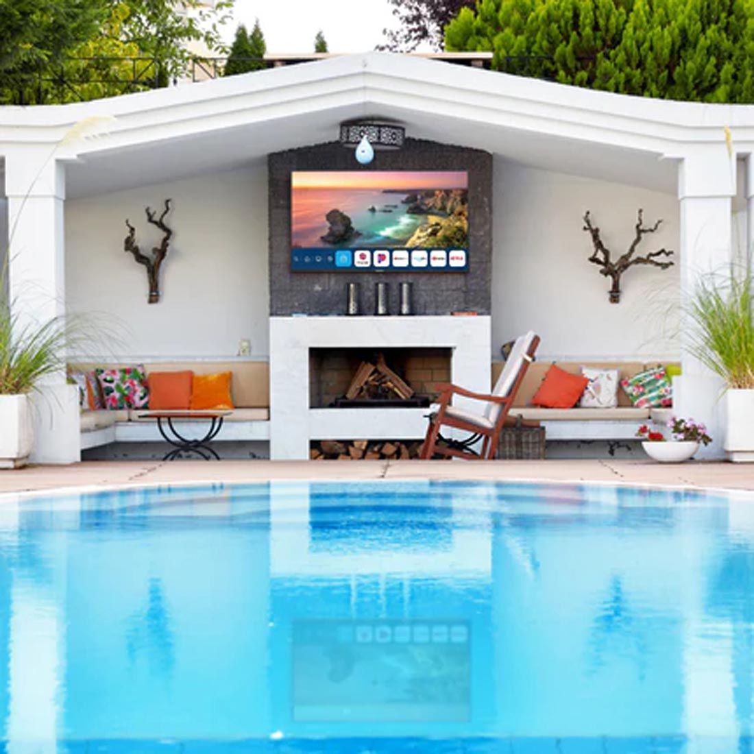 Neptune Partial Sun Lifestyle Image 4