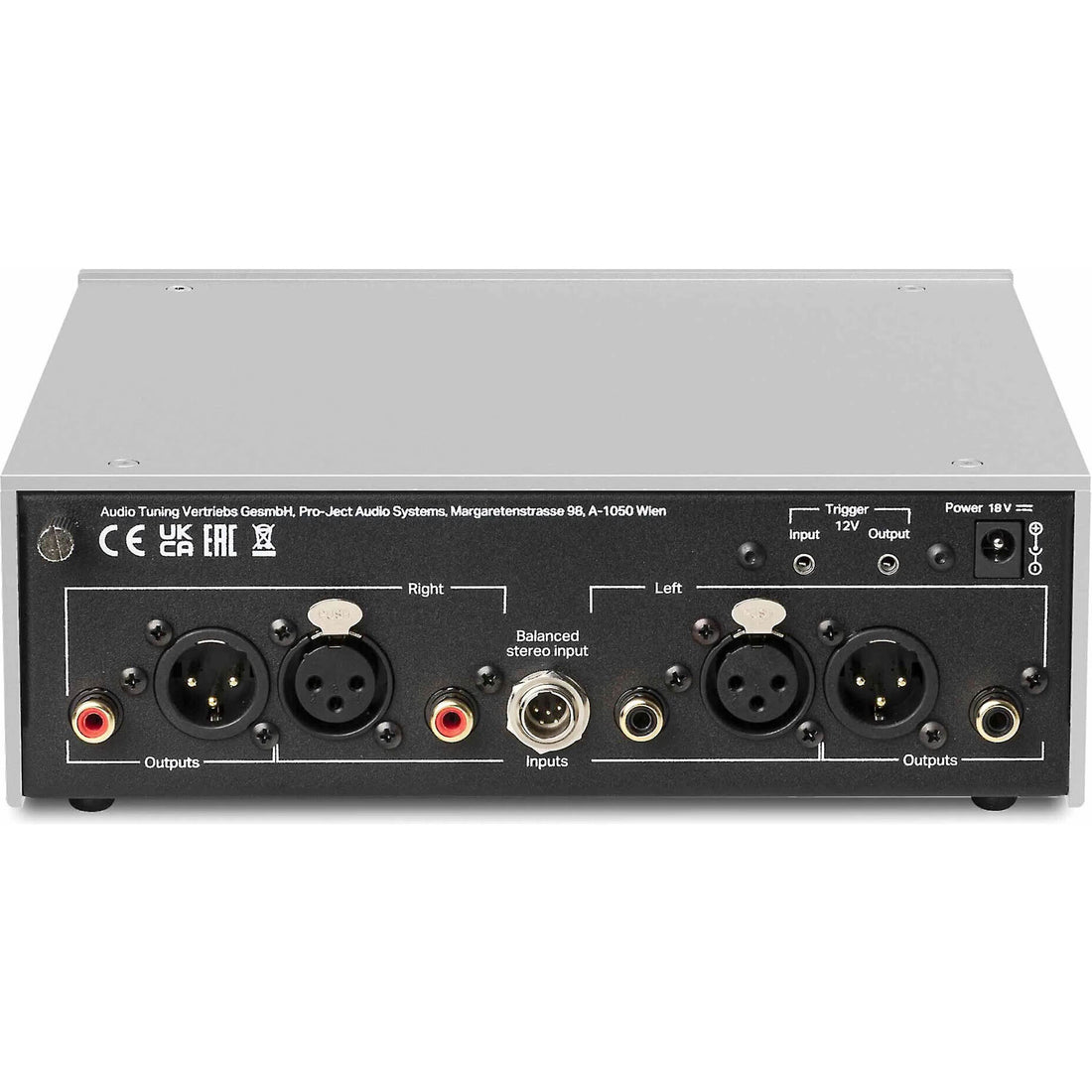 Pro-Ject Phono Box DS3 B phono preamplifier rear I/O panel