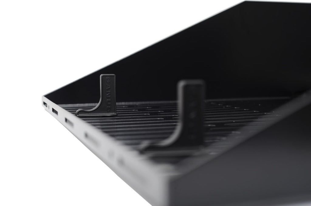 Sanus CASH21-B1 1U Rack Shelf - Vented