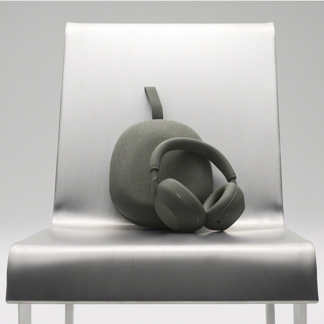 Sony WH-1000XM6/G Wireless Noise Cancelling Headphones - Olive Gray - 2026