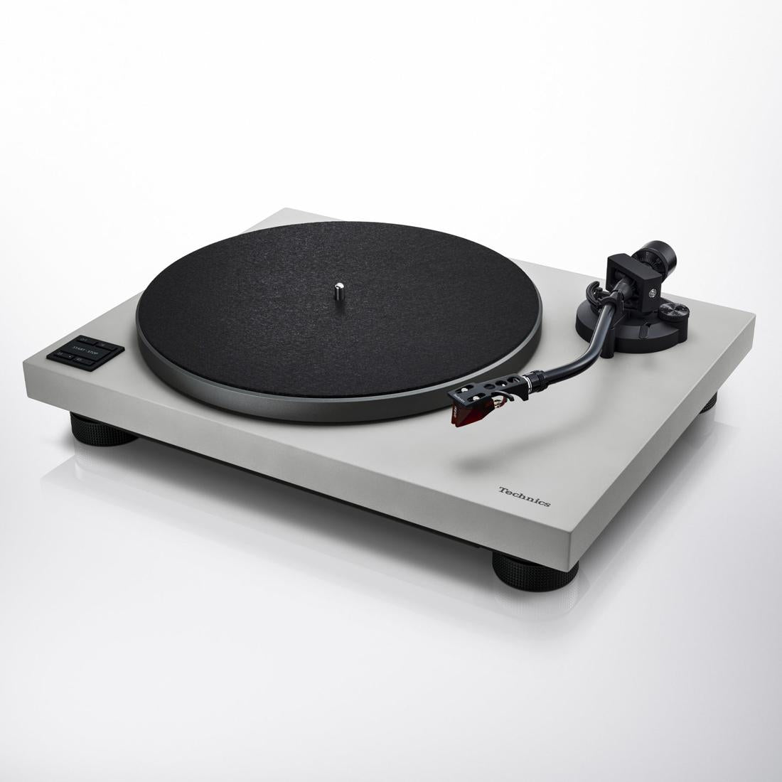 Technics SL-50C turntable in White