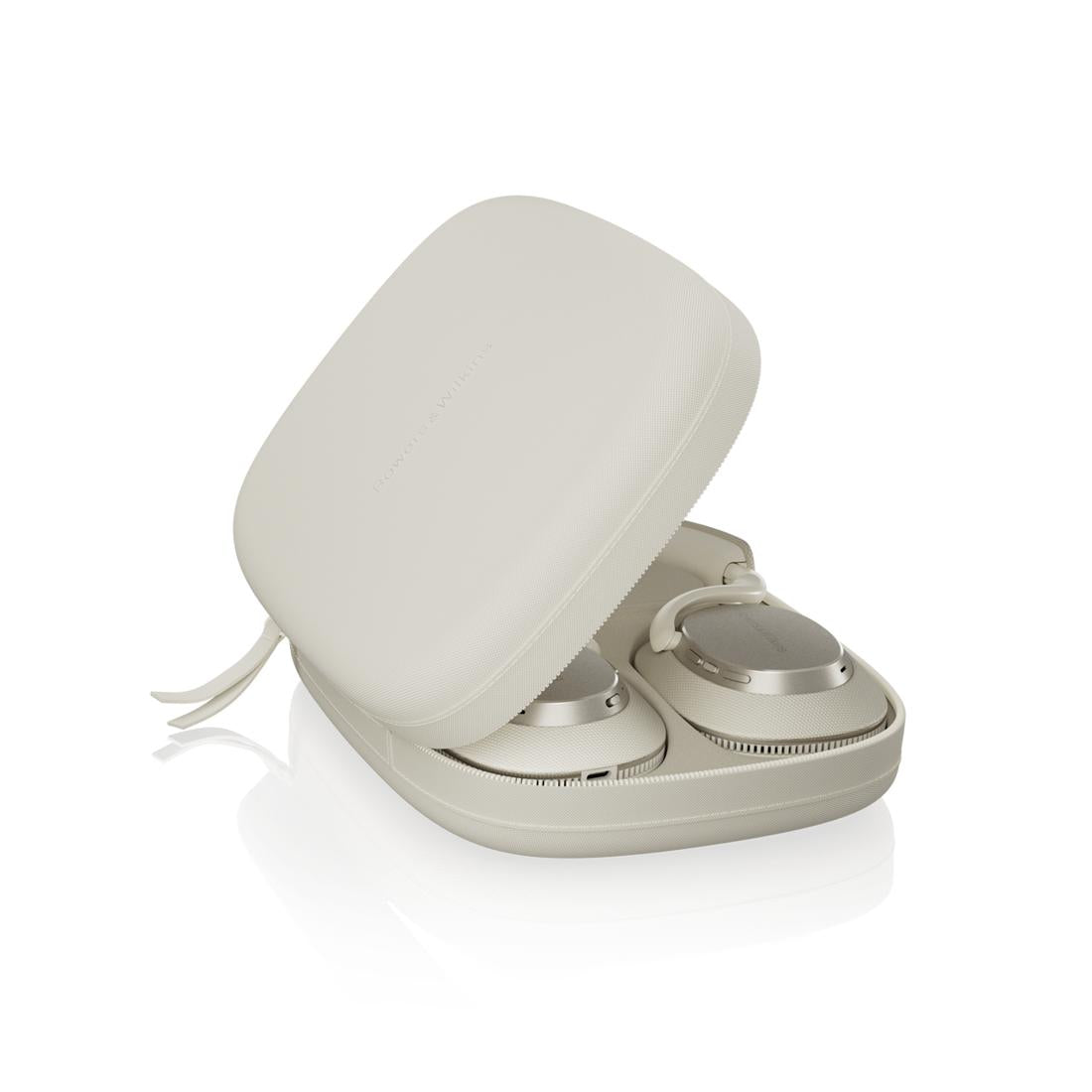 Canvas White Bowers & Wilkins Px7 S3 folded and in carry case