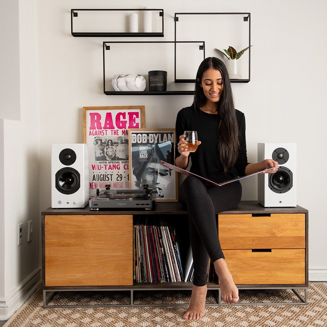 KIN PLAY Bluetooth Powered Bookshelf Speaker (pair)