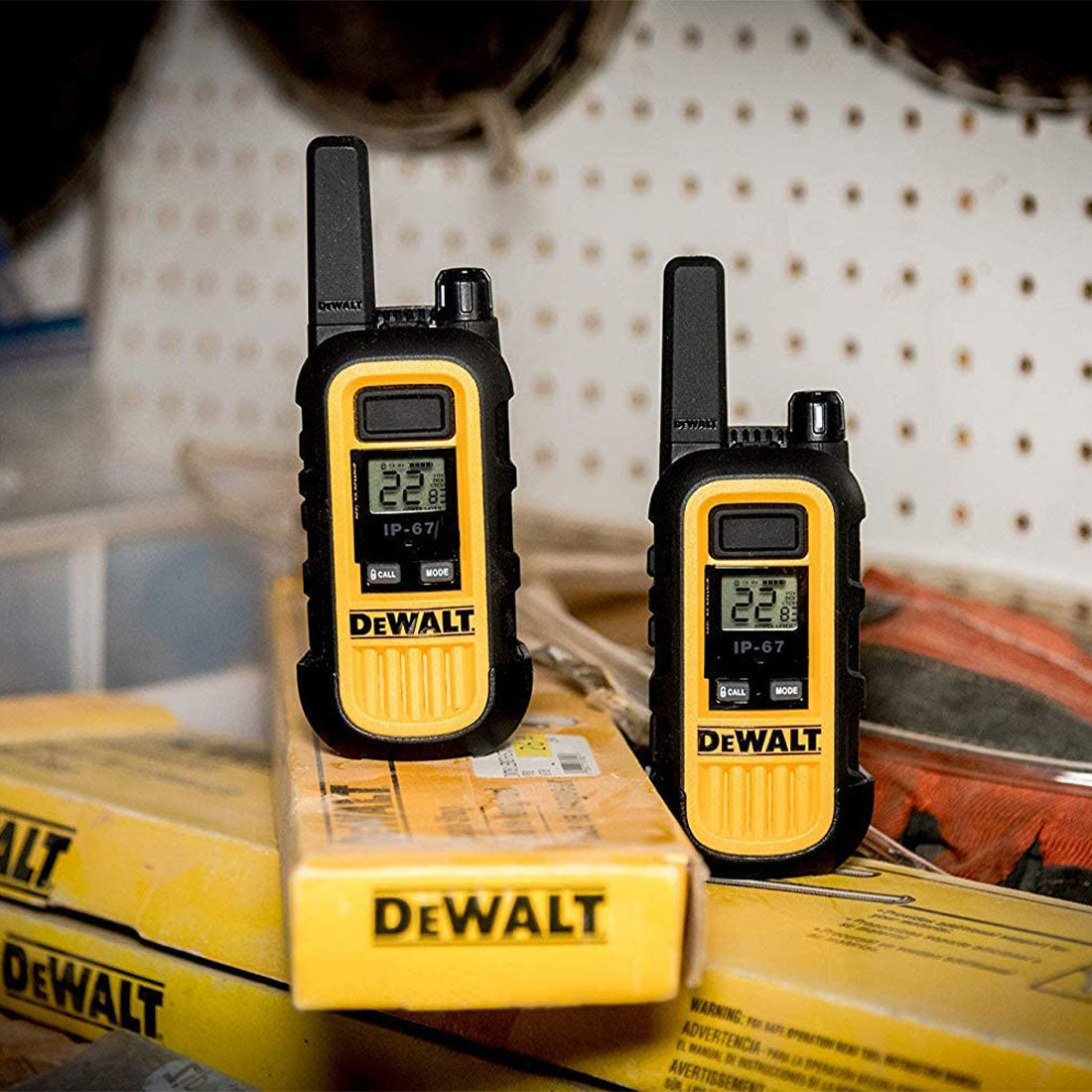 DeWalt DXFRS300-BCH6 Heavy Duty Radios with 6-Port Walkie Talkie Charger