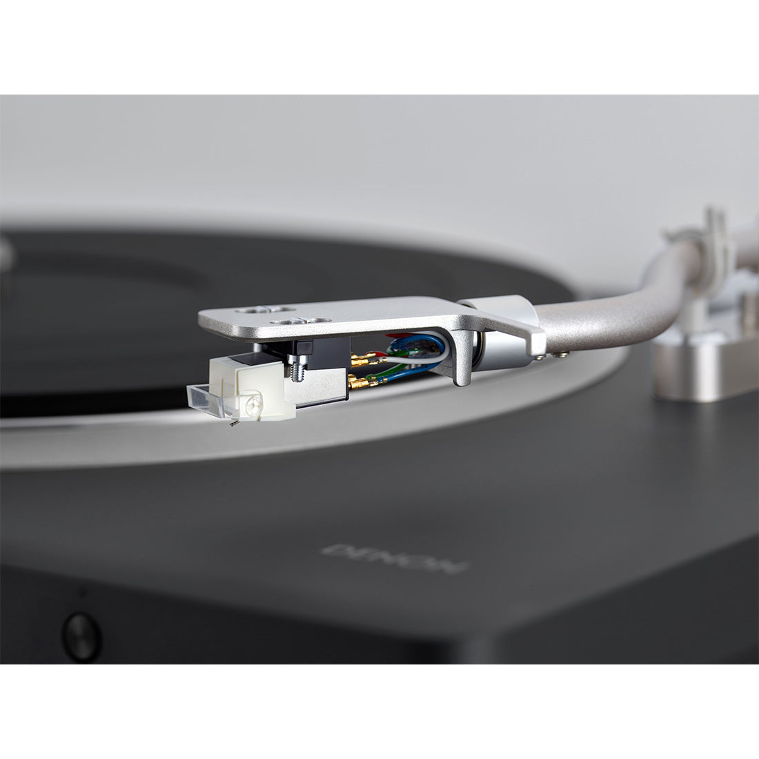 Denon DP-500BT Premium Belt-Drive Semi-Automatic Turntable with Bluetooth