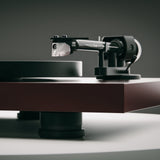 Close-up of Pro-Ject Debut Evo 2 turntable with a Pick It MM Evo cartridge