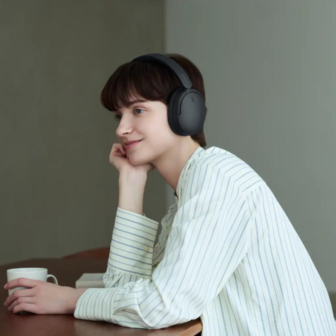 Sony WH-CH730N/B Wireless Noise Cancelling Headphones  - Black - 2026