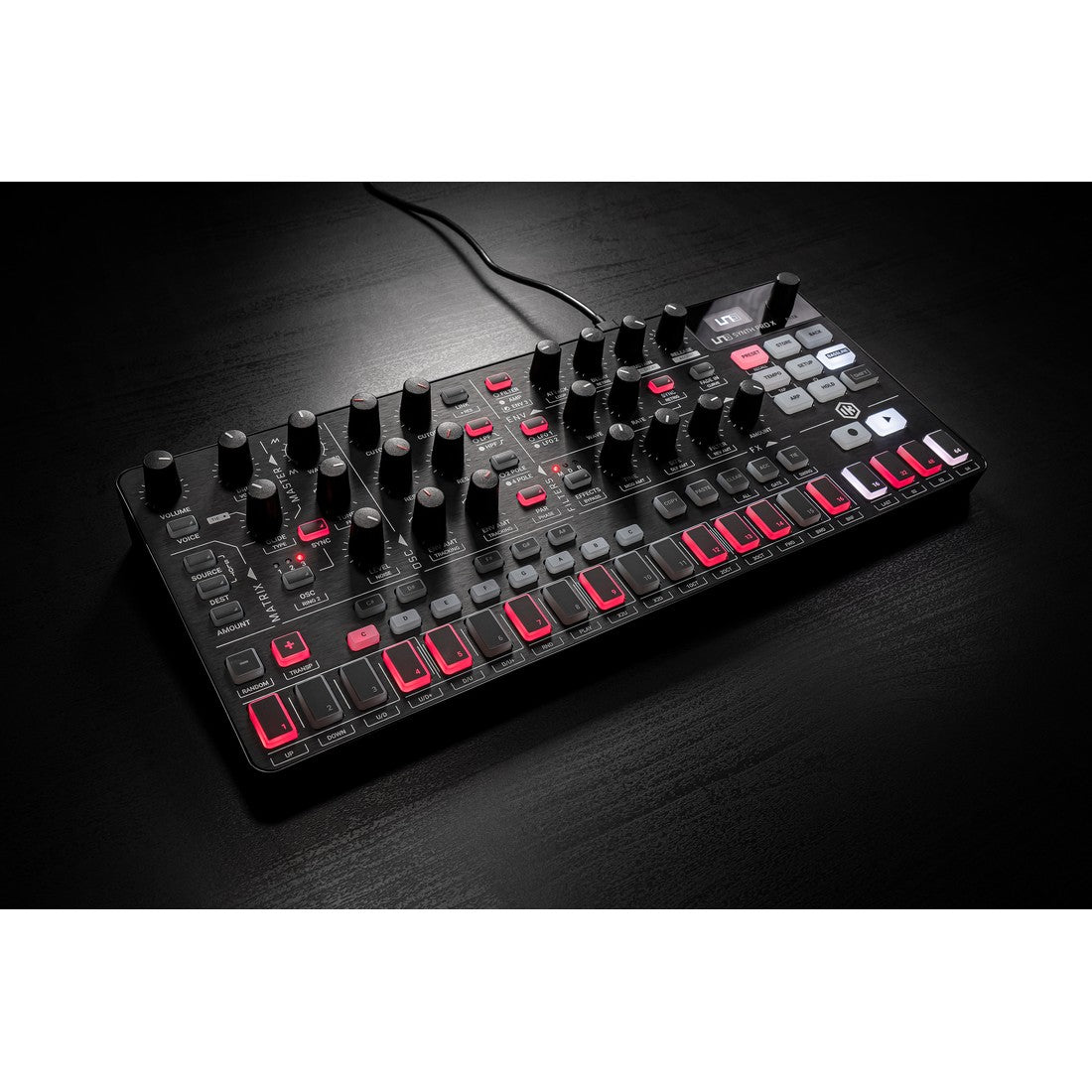 IK Multimedia UNO Synth PRO X Paraphonic Analog Synthesizer (1143262)