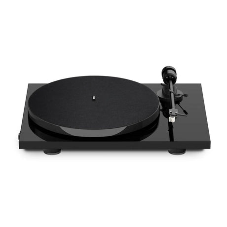 Pro-Ject E1 turntable in High Gloss Black